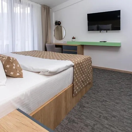 Bela Jela Otel *