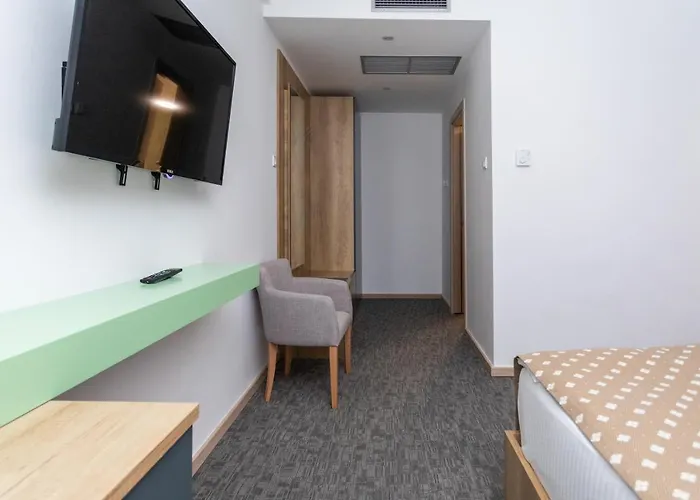 فندق Bela Jela Lukovo (Kursumlija)